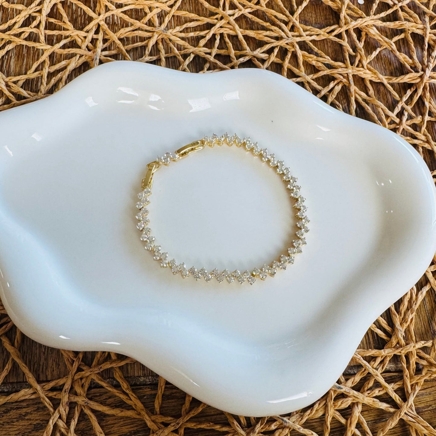 LUNA BRACELET