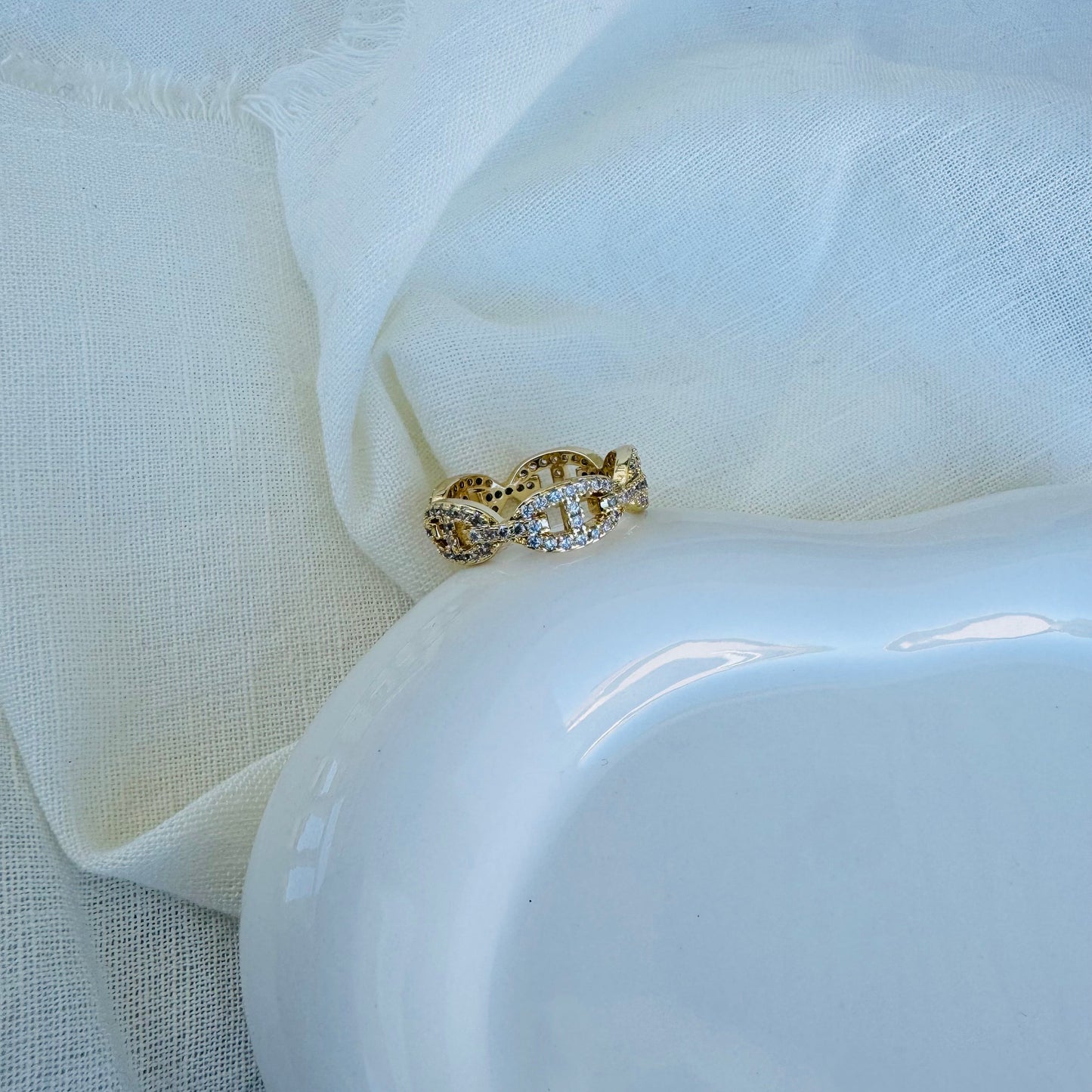 MIA RING