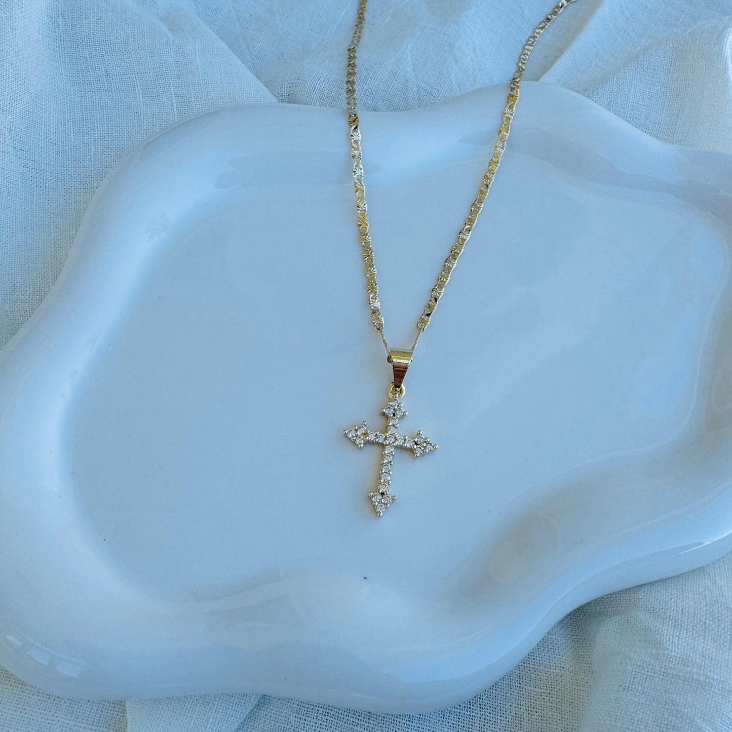AVA NECKLACE