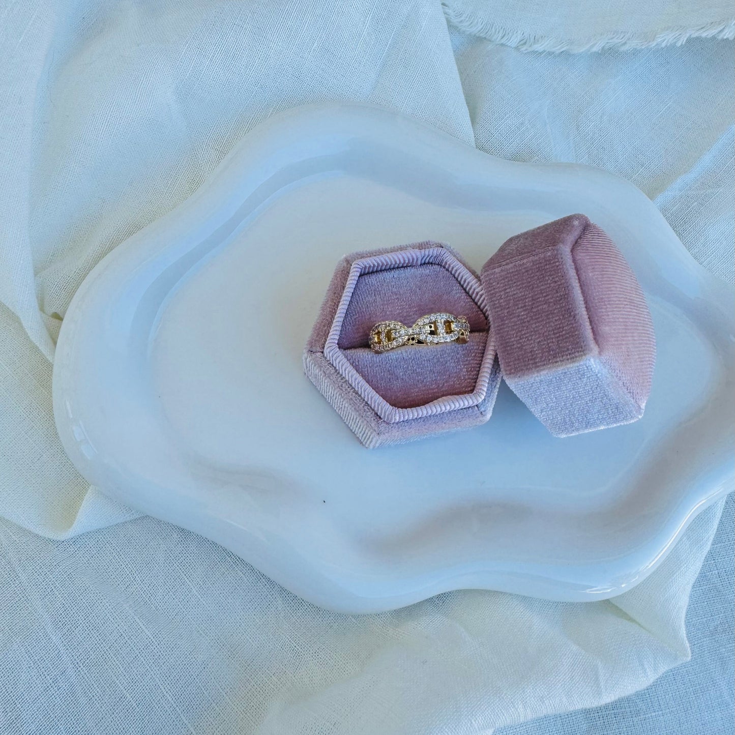 MIA RING