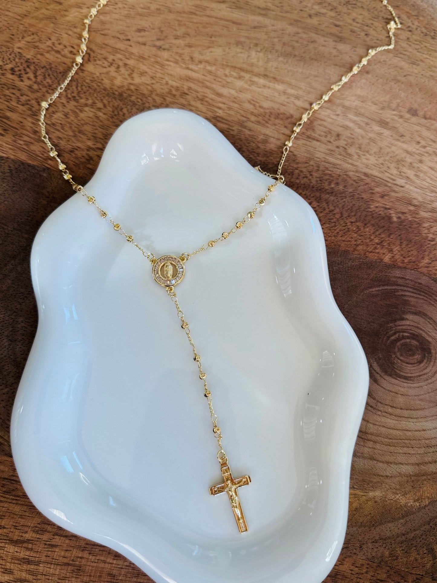ROSARIO NECKLACE