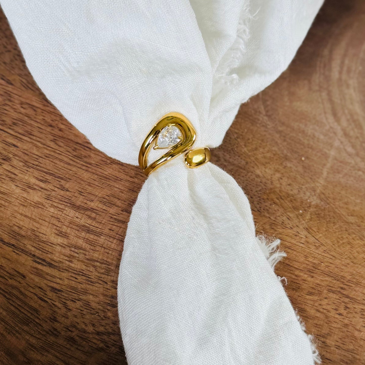 BETTY RING