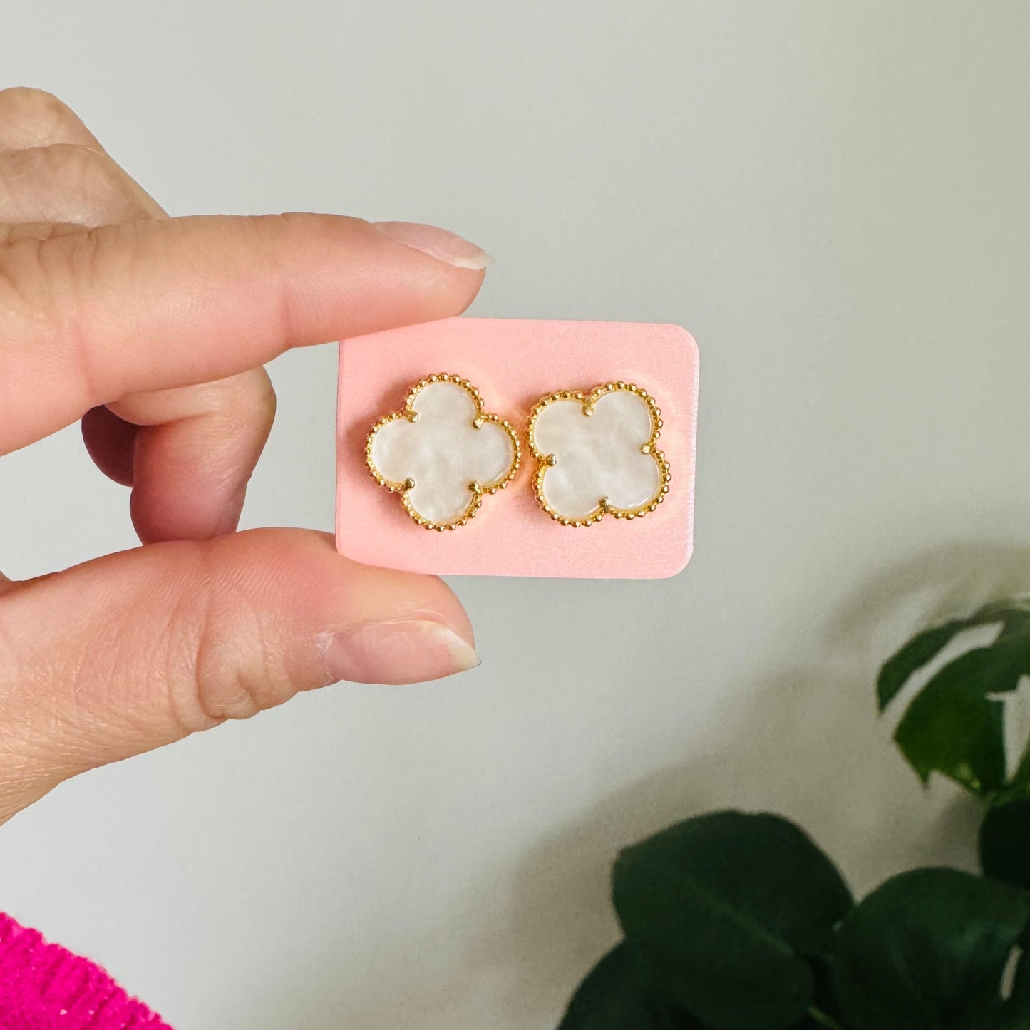 CLOVER EARRINGS