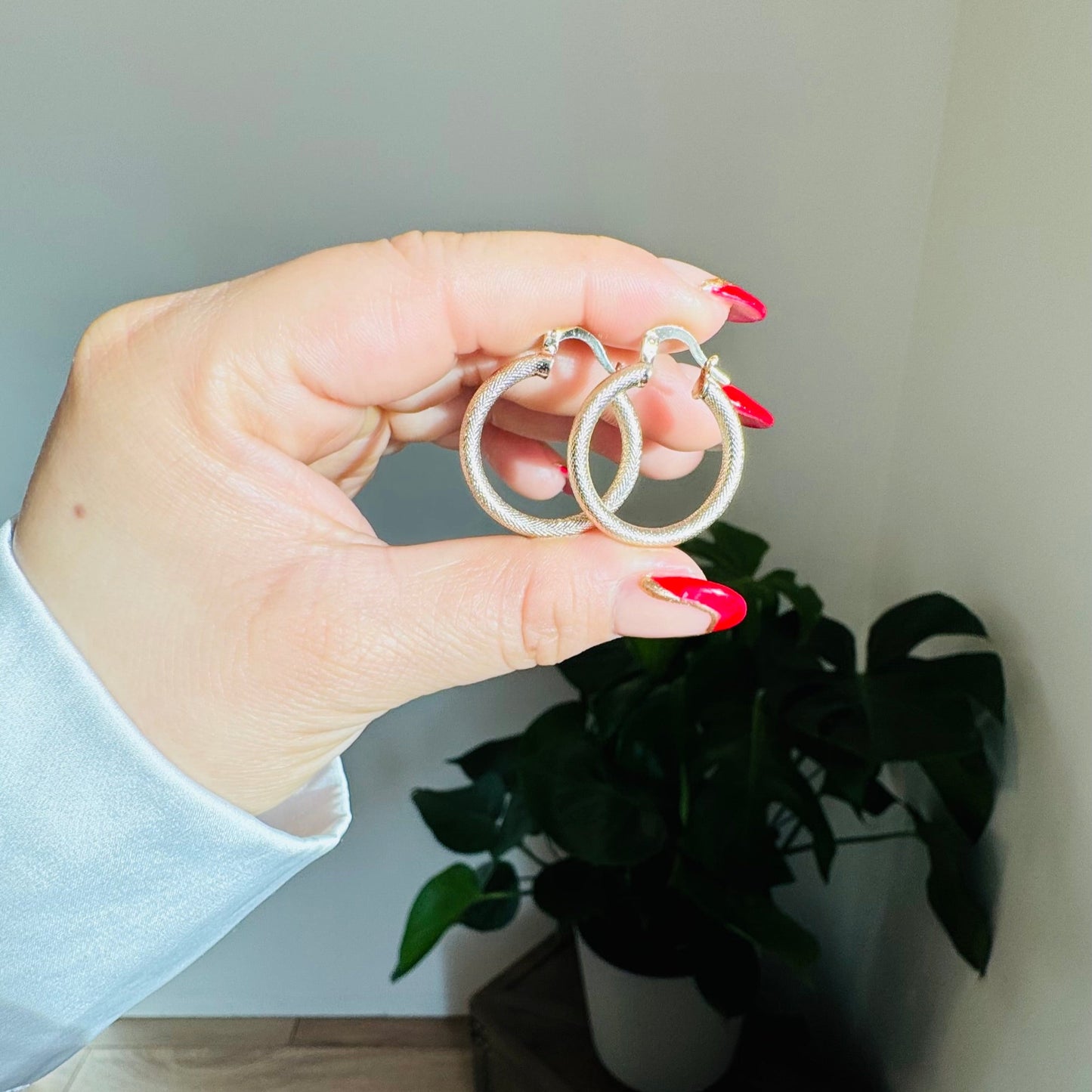 LOLA EARRINGS