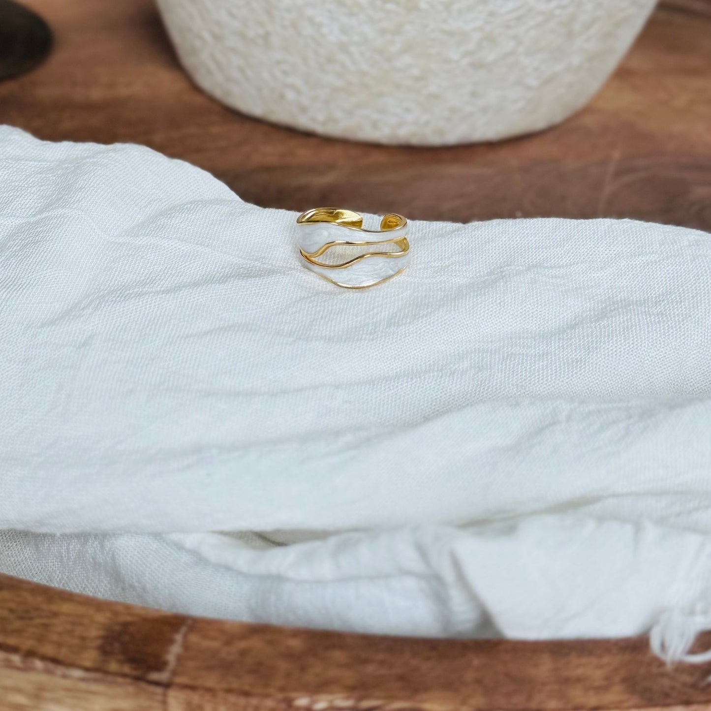 ASHLY RING