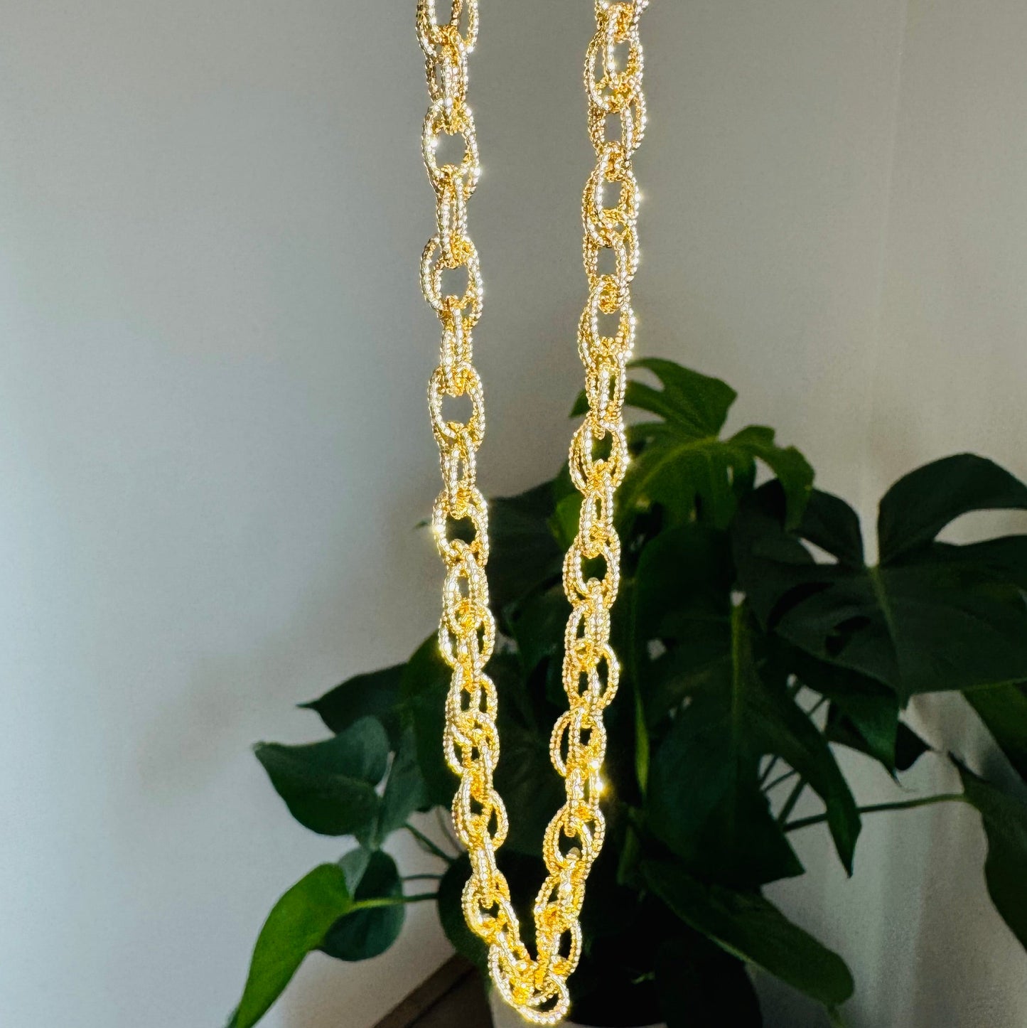 CAMILA NECKLACE