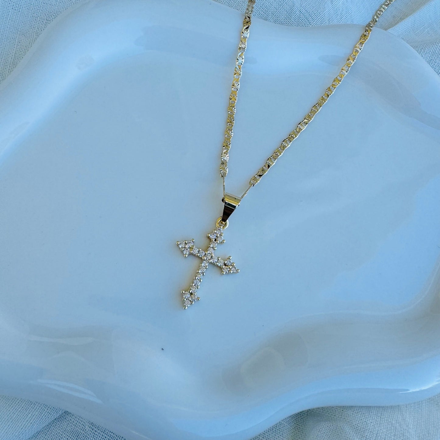 AVA NECKLACE