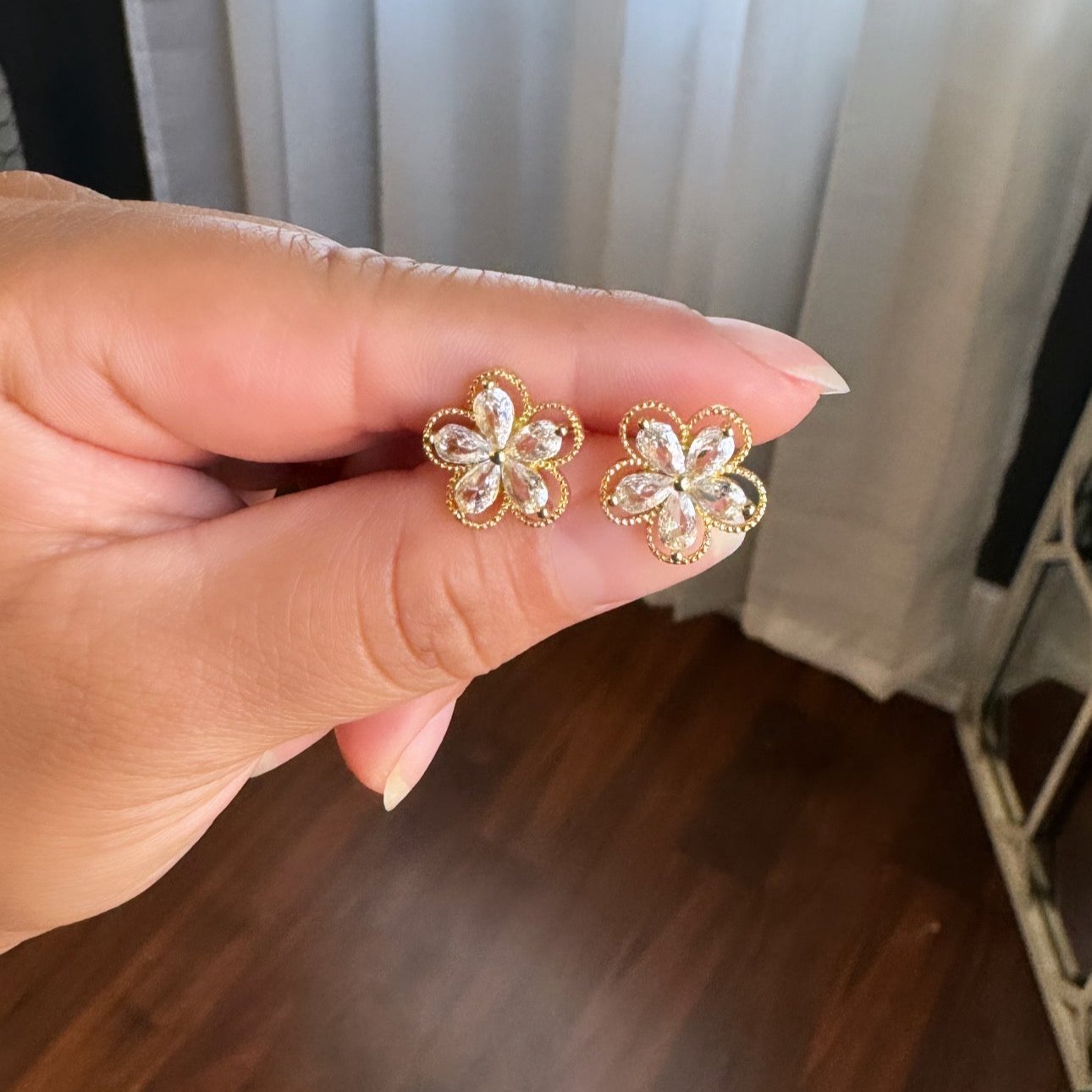 MELLANI EARRINGS