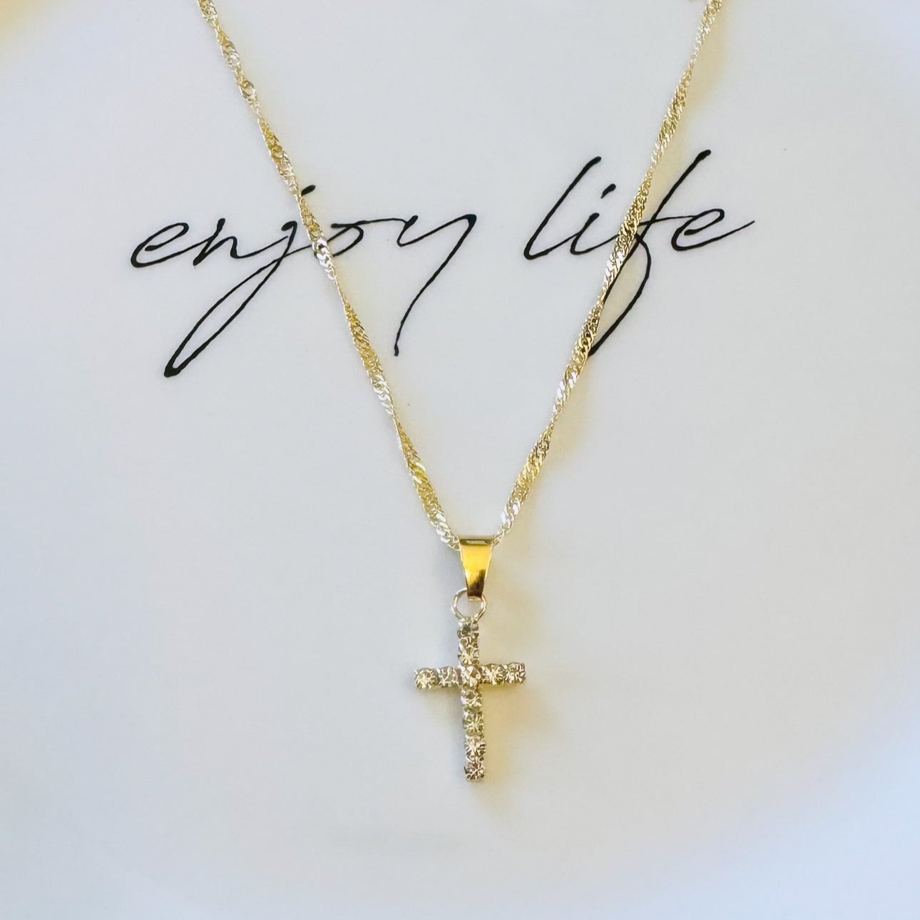 CRUZ NECKLACE