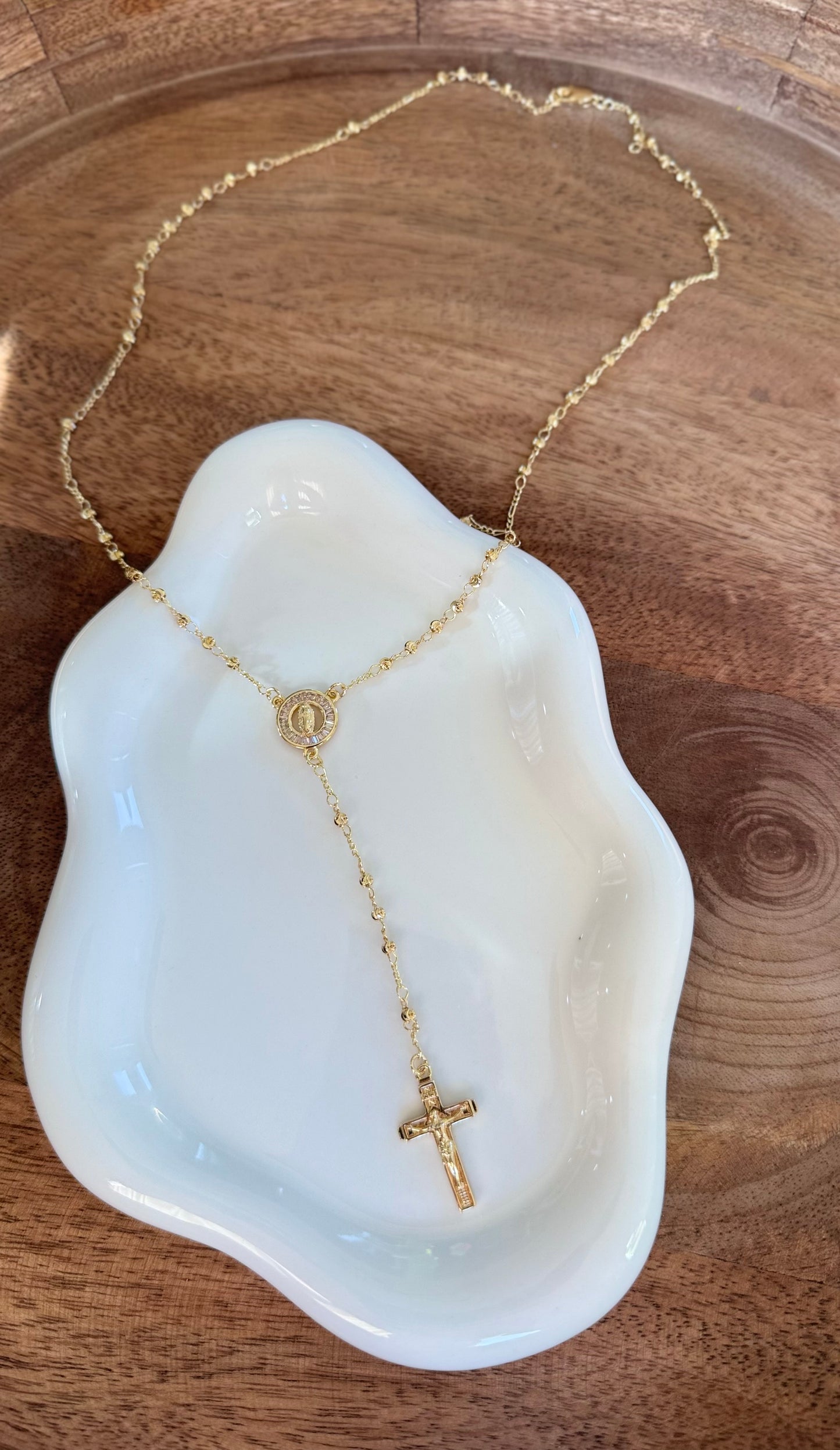 ROSARIO NECKLACE