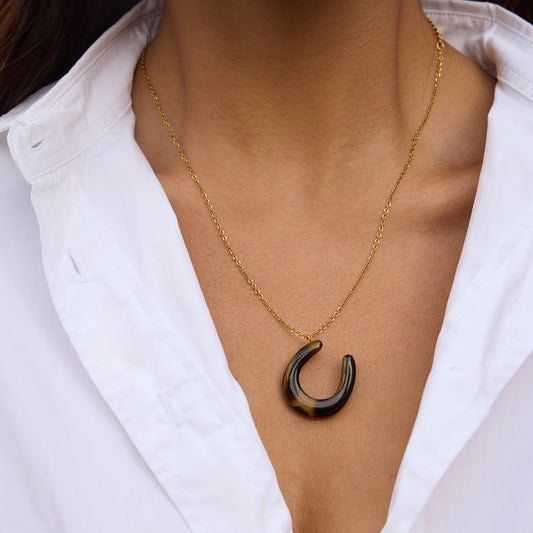EVELIN NECKLACE