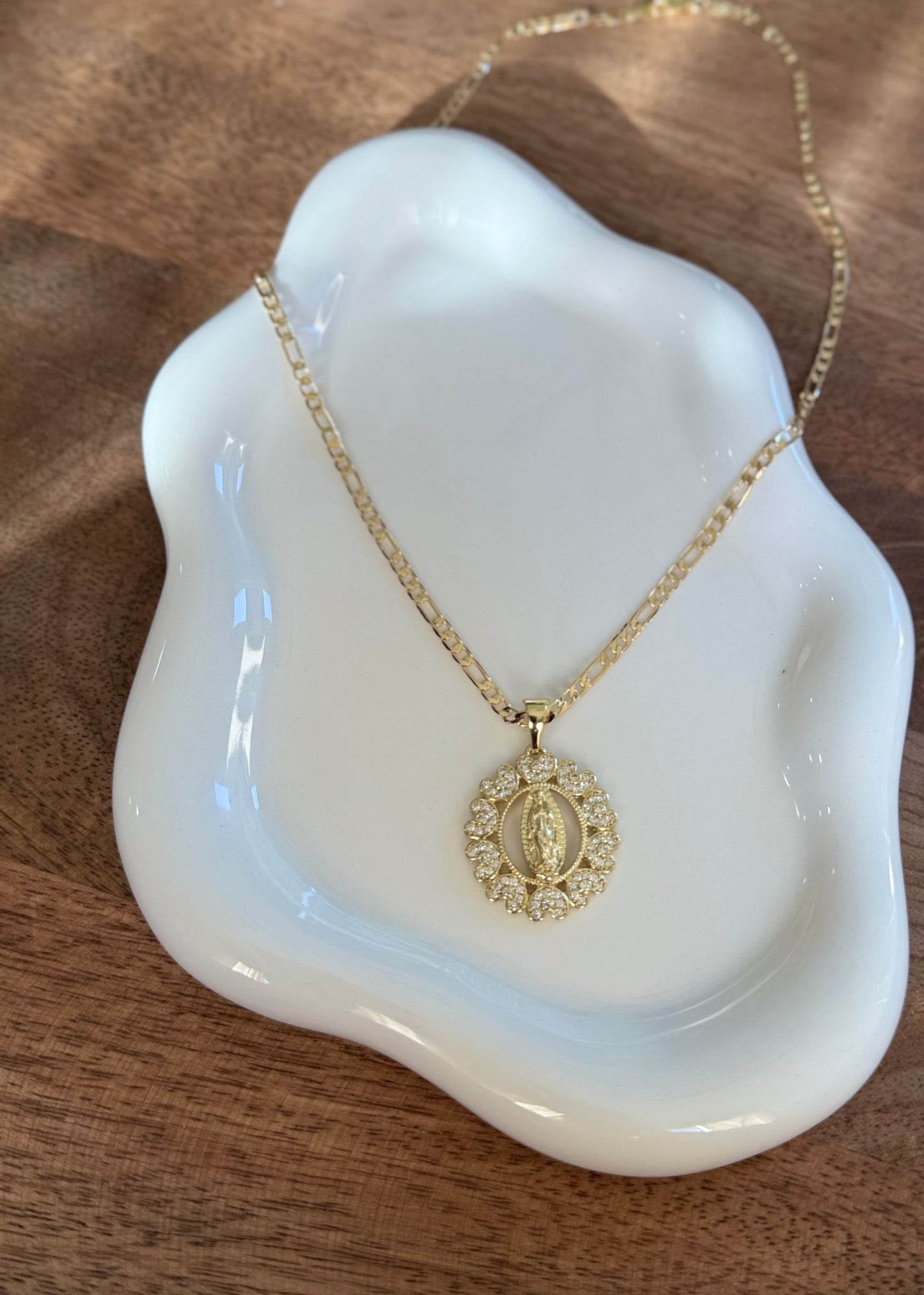 MARY NECKLACE