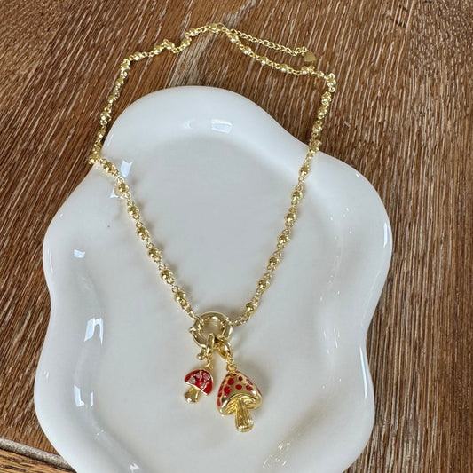 JESSY NECKLACE